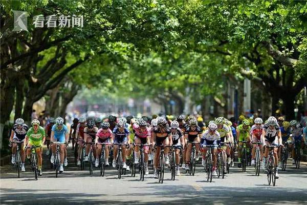 宣萱林峰聚餐喝高賣瘋 網友：古天樂去哪了？