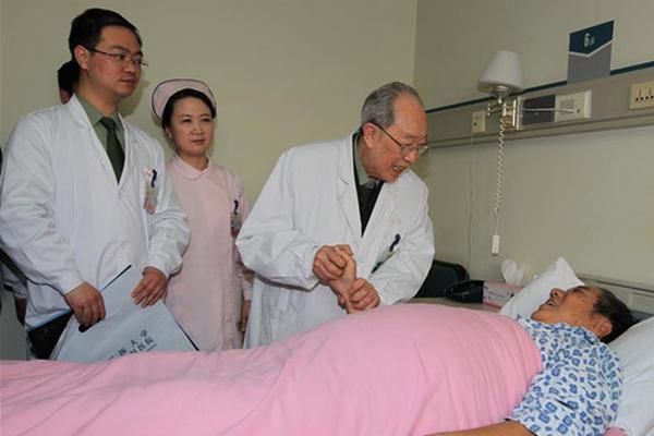 權游終章第一集有這么多大招