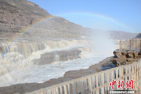 [萌寶大賽]梓梓：一起來玩泡泡呀