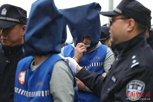 斯里蘭卡連環(huán)爆炸組織者父親及兄弟在警方突襲行動(dòng)中身亡