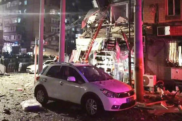 岳云鵬又演郭德綱電影男主