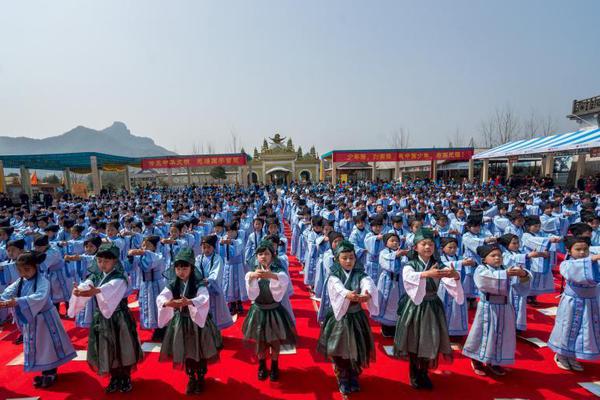春節(jié)檔電影盜版案告破涉案2.3億