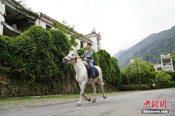增大尺寸中控屏 Jeep指南者新車型售1...