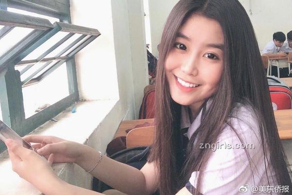 孫女患病，中風老人5天跑十幾個村莊求援，用塑料袋裝鈔票送醫院